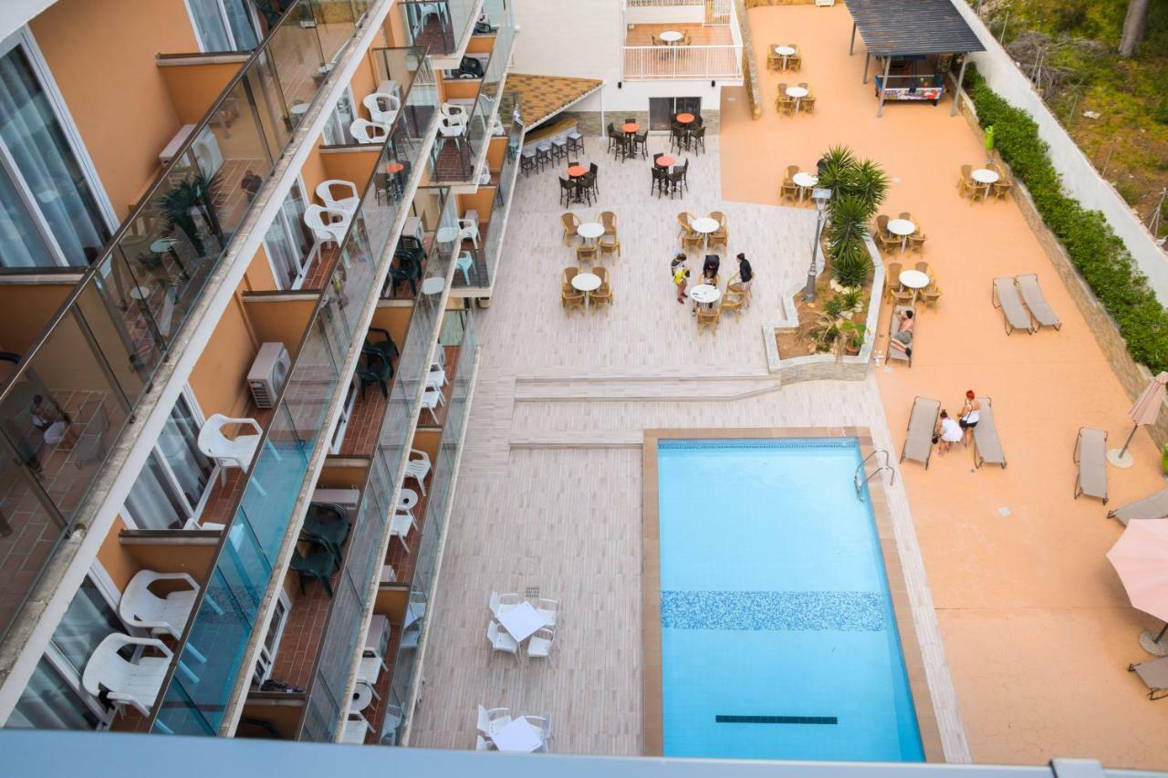 Hotel Costa Mediterraneo El Arenal  Exteriér fotografie